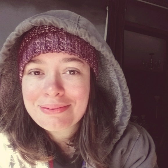 Meet your Posher, Sierra - Picture 1 of 1